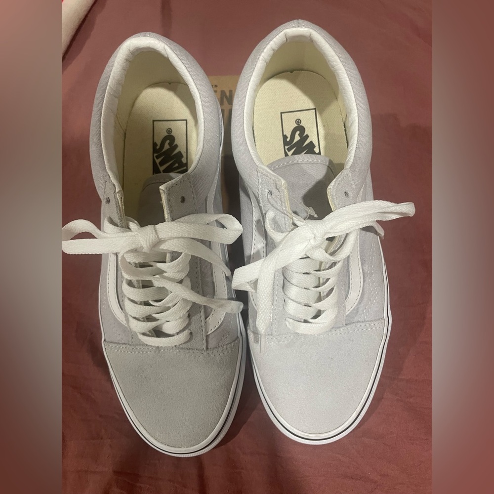 Classic Vans - Picture 3 of 6